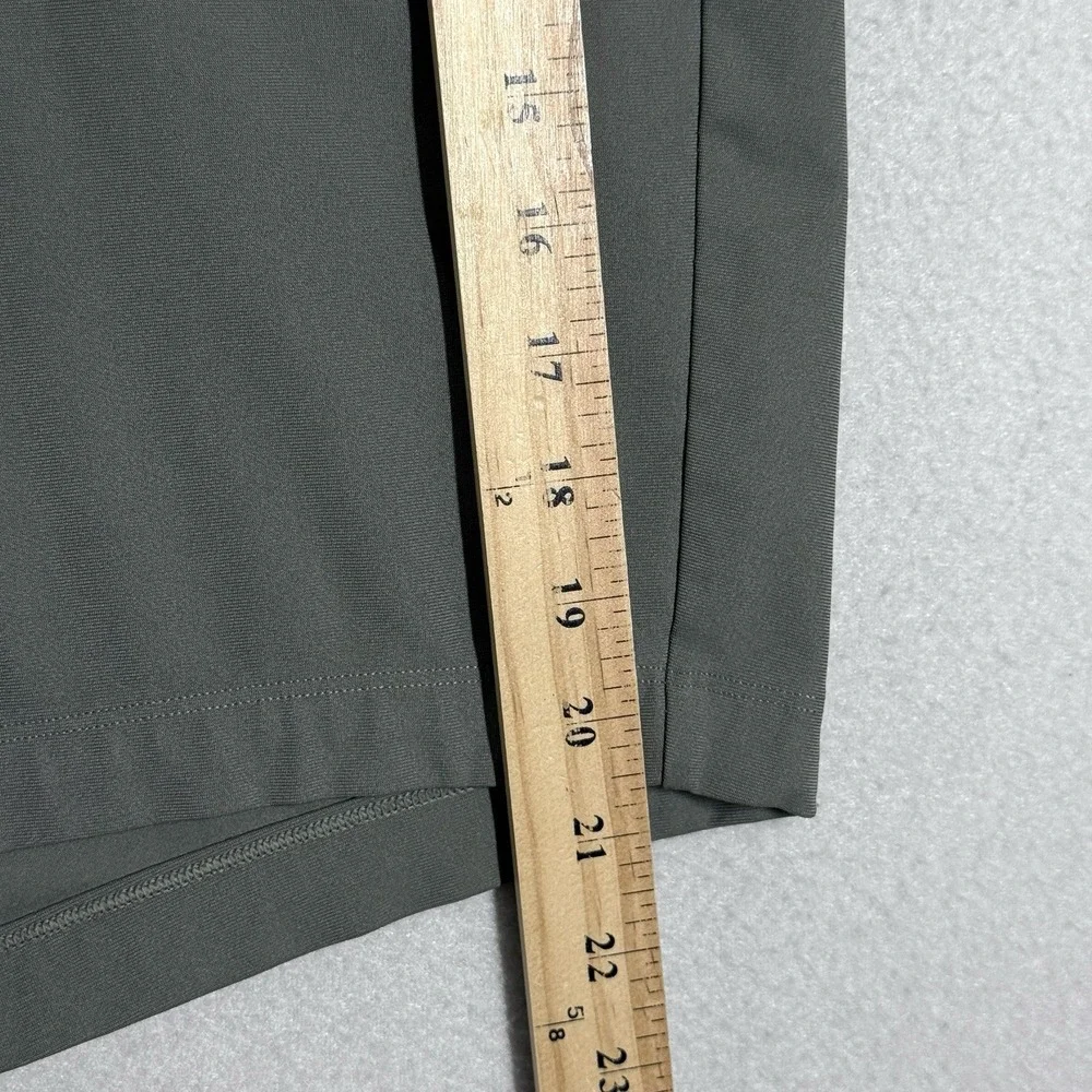 Lululemon Shorts Mens 36 Commision Short Relaxed Fit  11